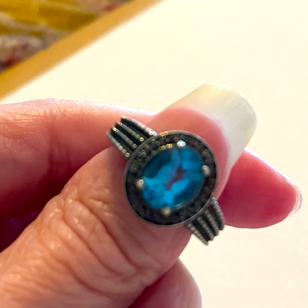 Pretty vintage aquamarine ring size 6